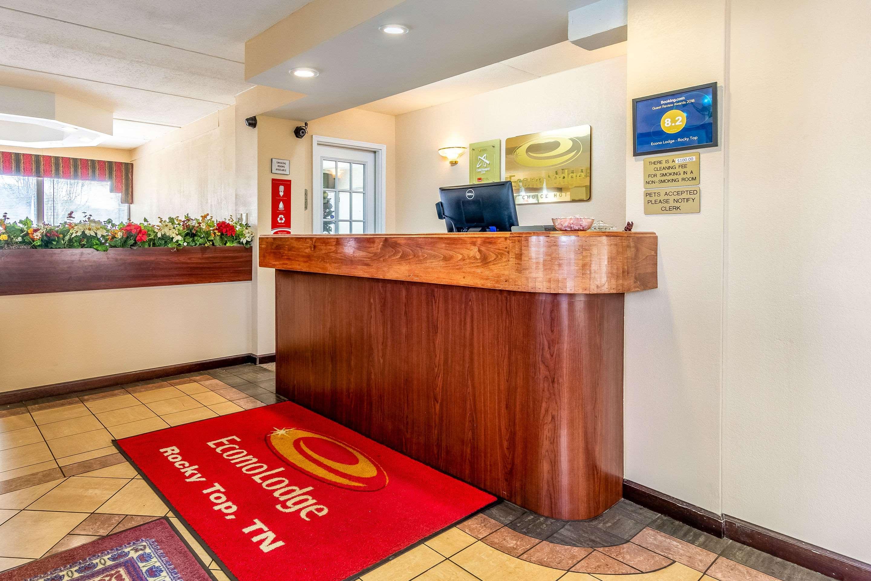 Econo Lodge Rocky Top Exterior foto